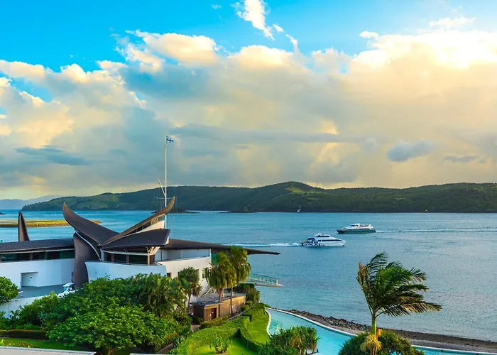 Yacht Club Villas On Hamilton Island By Hiha